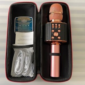 Wireless Karaoke Microphone & speaker - 4 in 1!